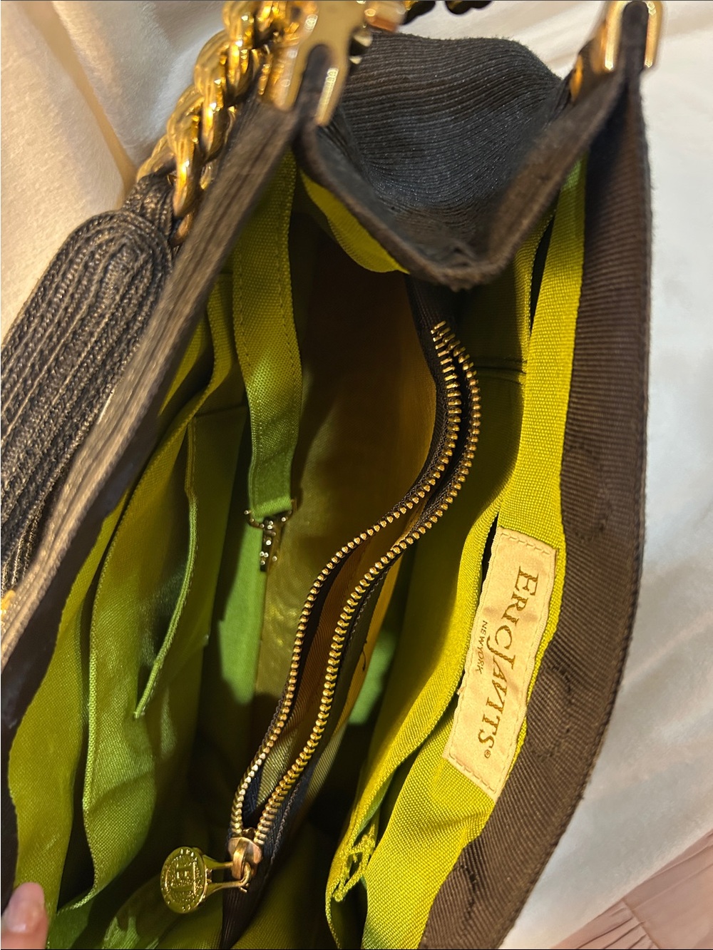 Eric Javits Black Shoulder Bag with Gold Chain Straps - Picture 5 of 13